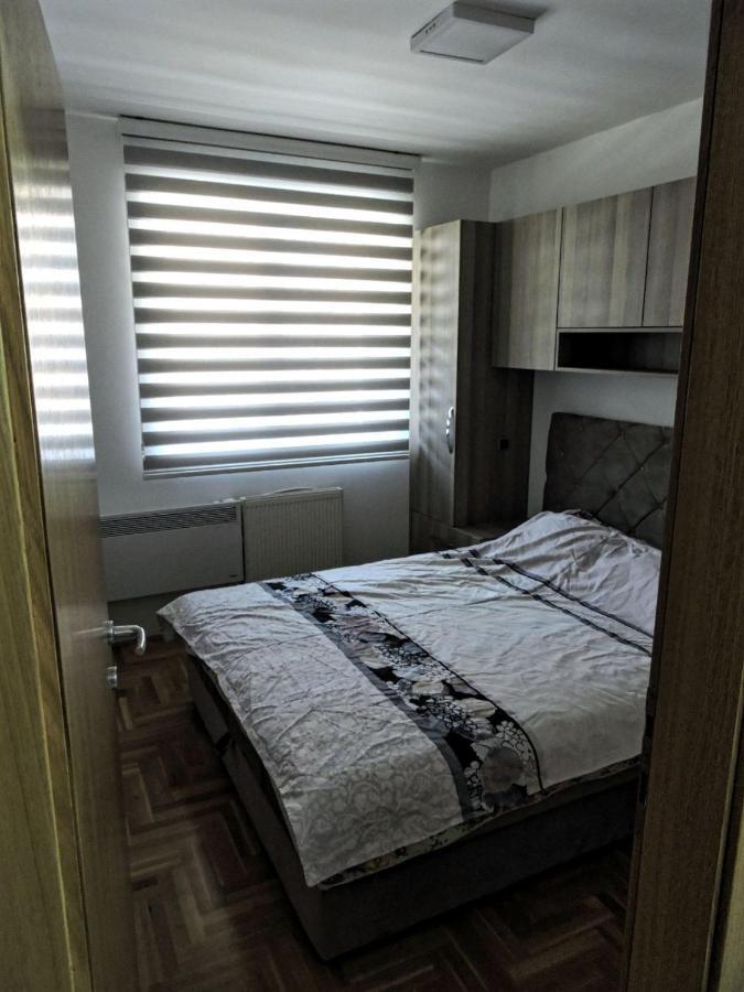 Apartman Lux S&V 1 Lukavica Istocno Sarajevo Hilandarska Centar Apartment Exterior photo