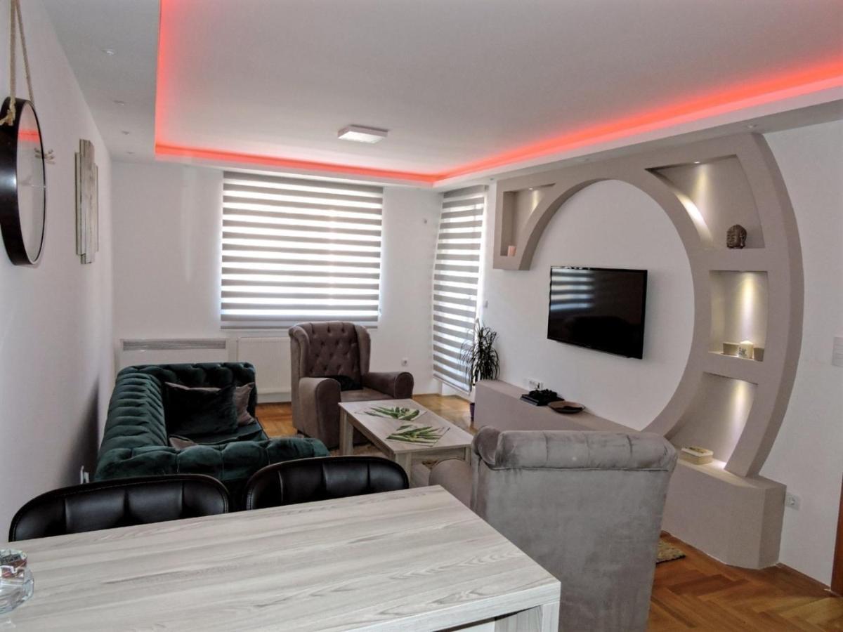 Apartman Lux S&V 1 Lukavica Istocno Sarajevo Hilandarska Centar Apartment Exterior photo